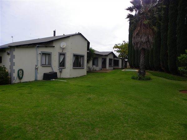 7.5 Bed House in Grootfontein Estate photo number 6