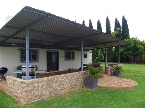 7.5 Bed House in Grootfontein Estate photo number 4