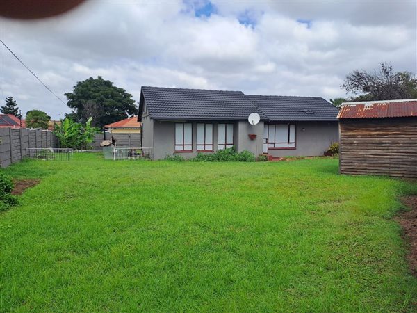 3 Bedroom House 3 Bedroom House