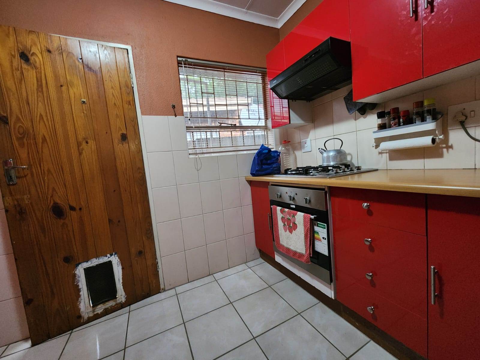2 Bed House in Casseldale photo number 9