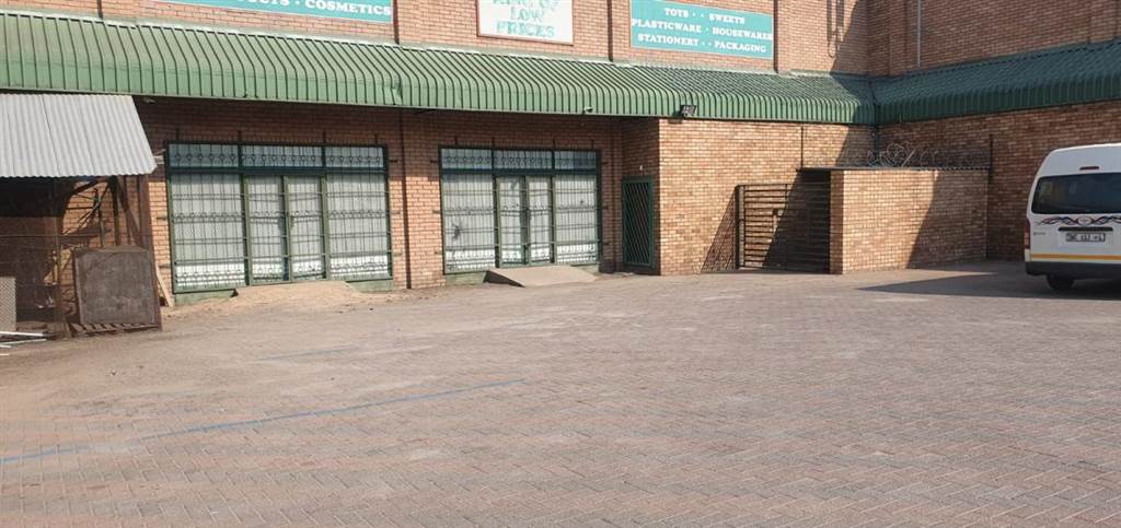 800  m² Retail Space in Polokwane Central photo number 3