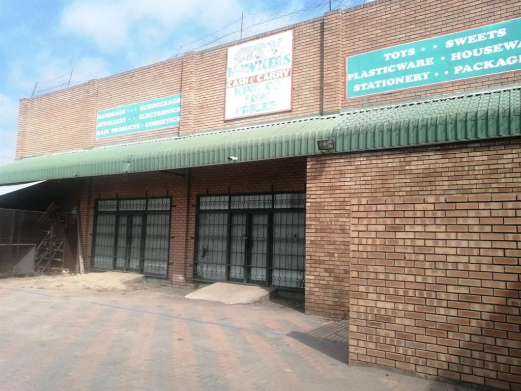 800  m² Retail Space in Polokwane Central photo number 4