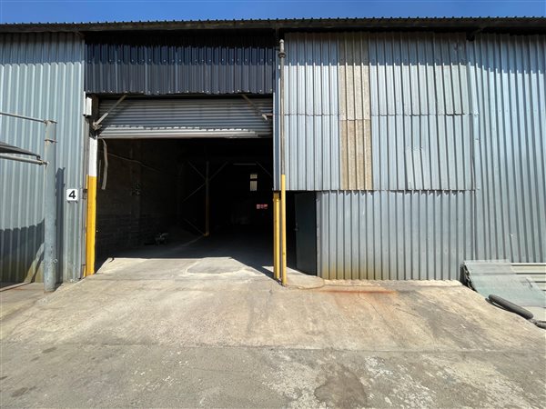 588  m² Industrial space