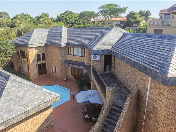 8 Bed House in Umtentweni