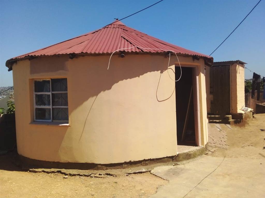 2 Bed House in Folweni photo number 10