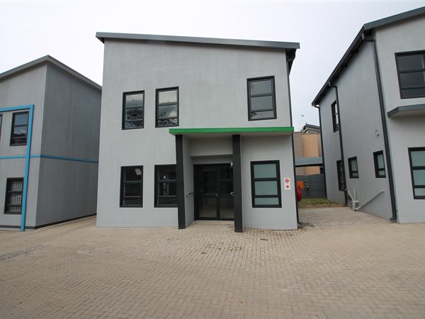 129  m² Commercial space