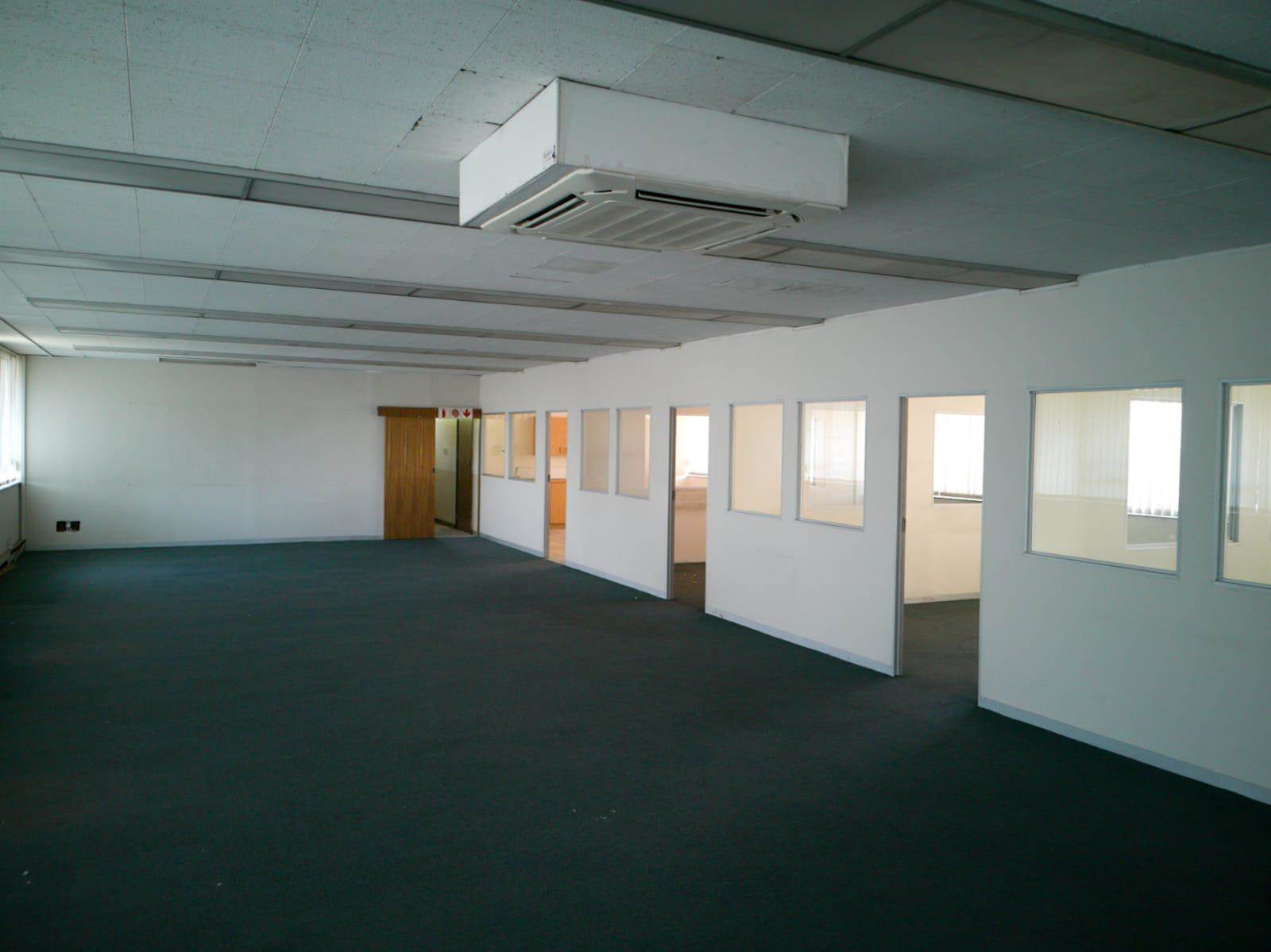 2000  m² Commercial space in Spartan photo number 6
