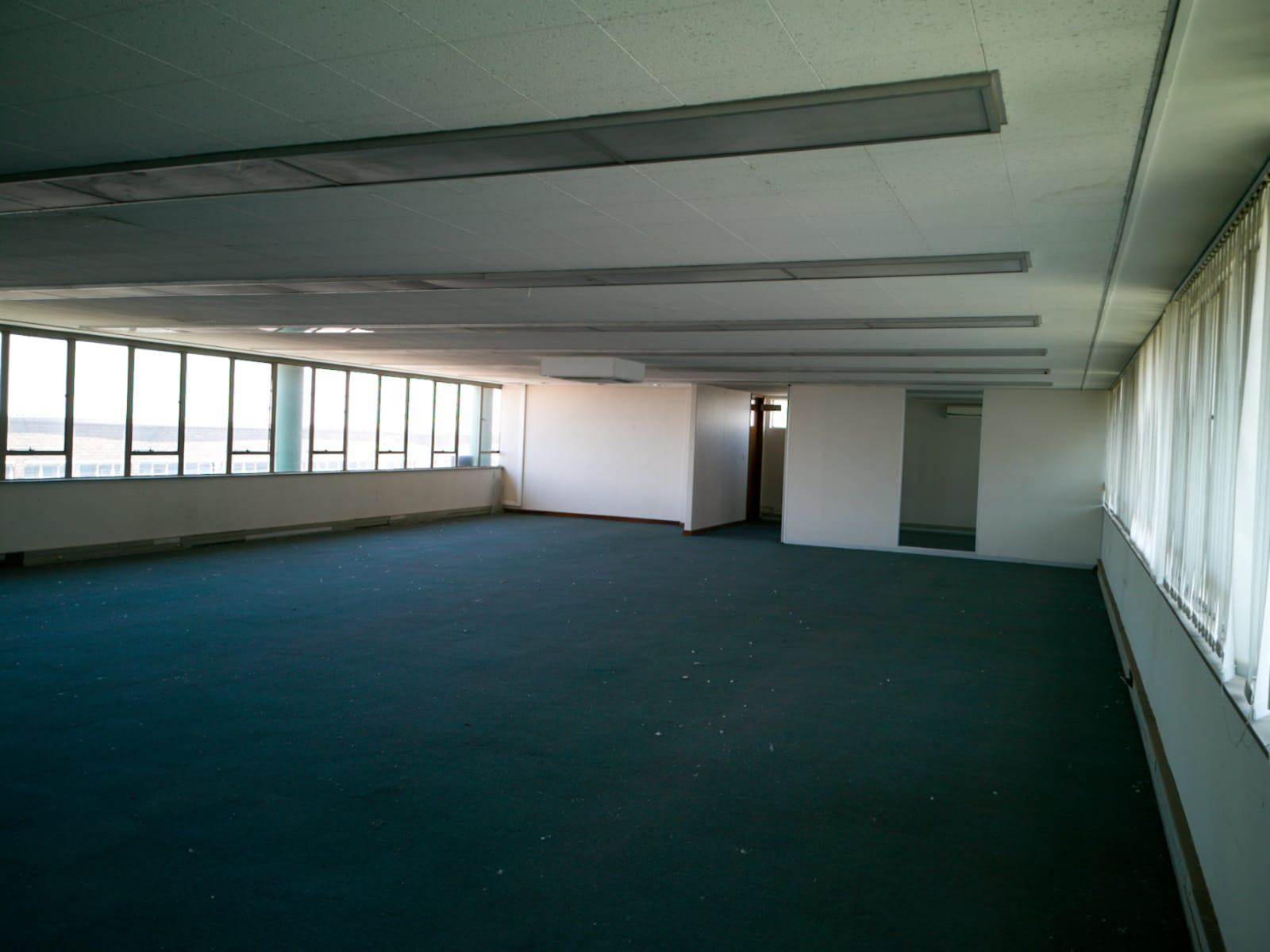 2000  m² Commercial space in Spartan photo number 5