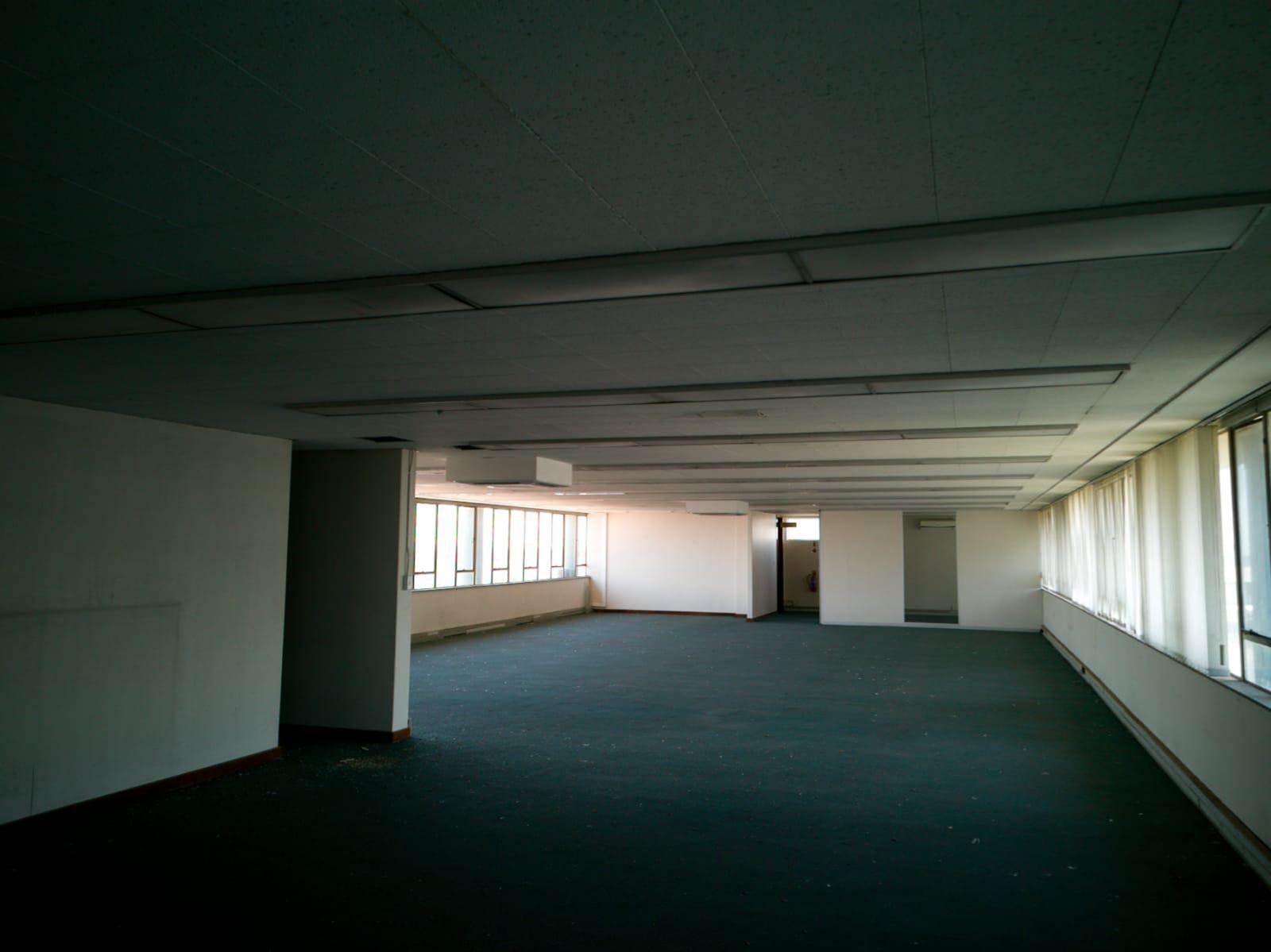 2000  m² Commercial space in Spartan photo number 8