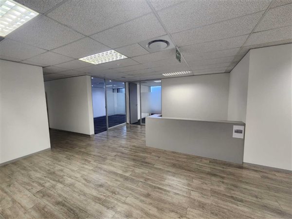 760  m² Office Space