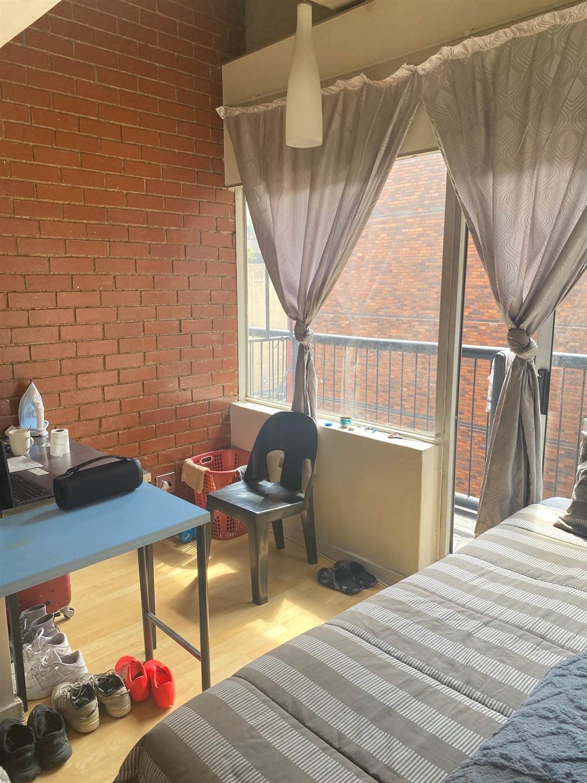 2 Bed Apartment in Braamfontein photo number 6