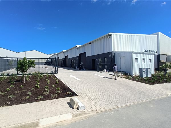 246  m² Industrial space