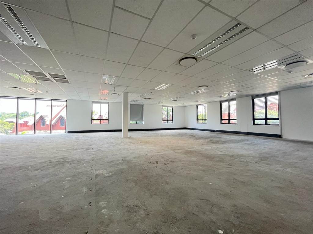 330  m² Commercial space in Fourways photo number 8