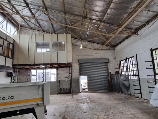 500  m² Industrial space in Pinetown Central