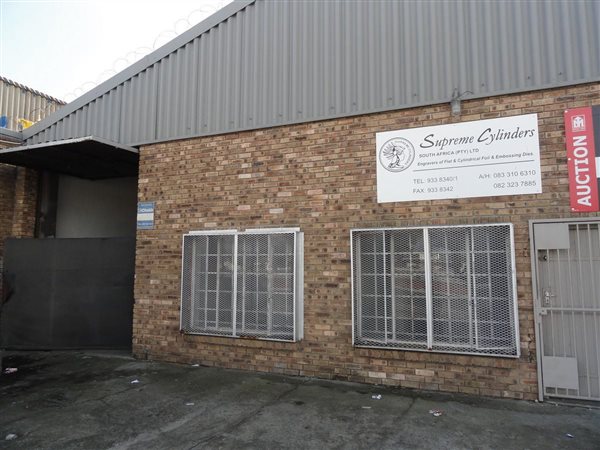 380  m² Industrial space in Beaconvale