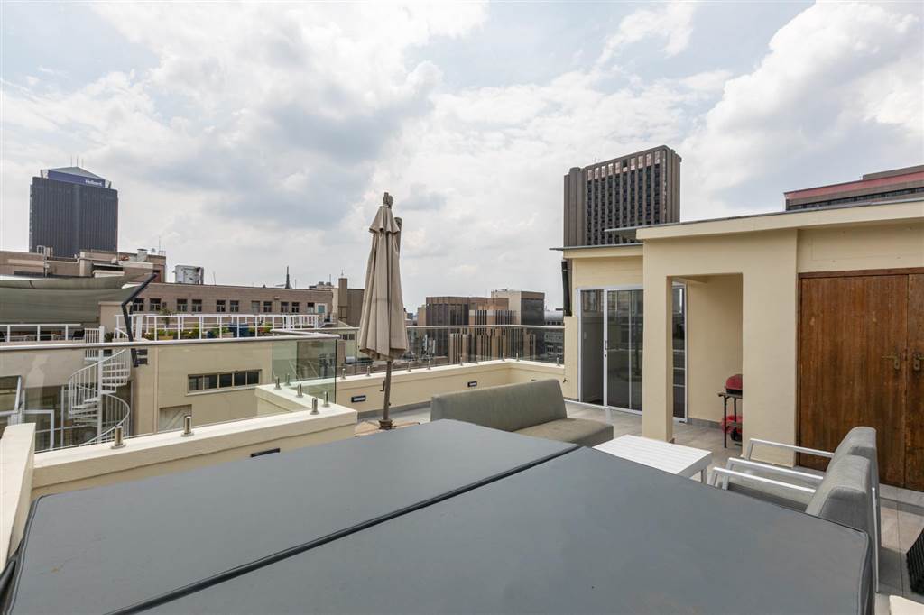 3 Bed Apartment in City & Suburban (Maboneng) photo number 20