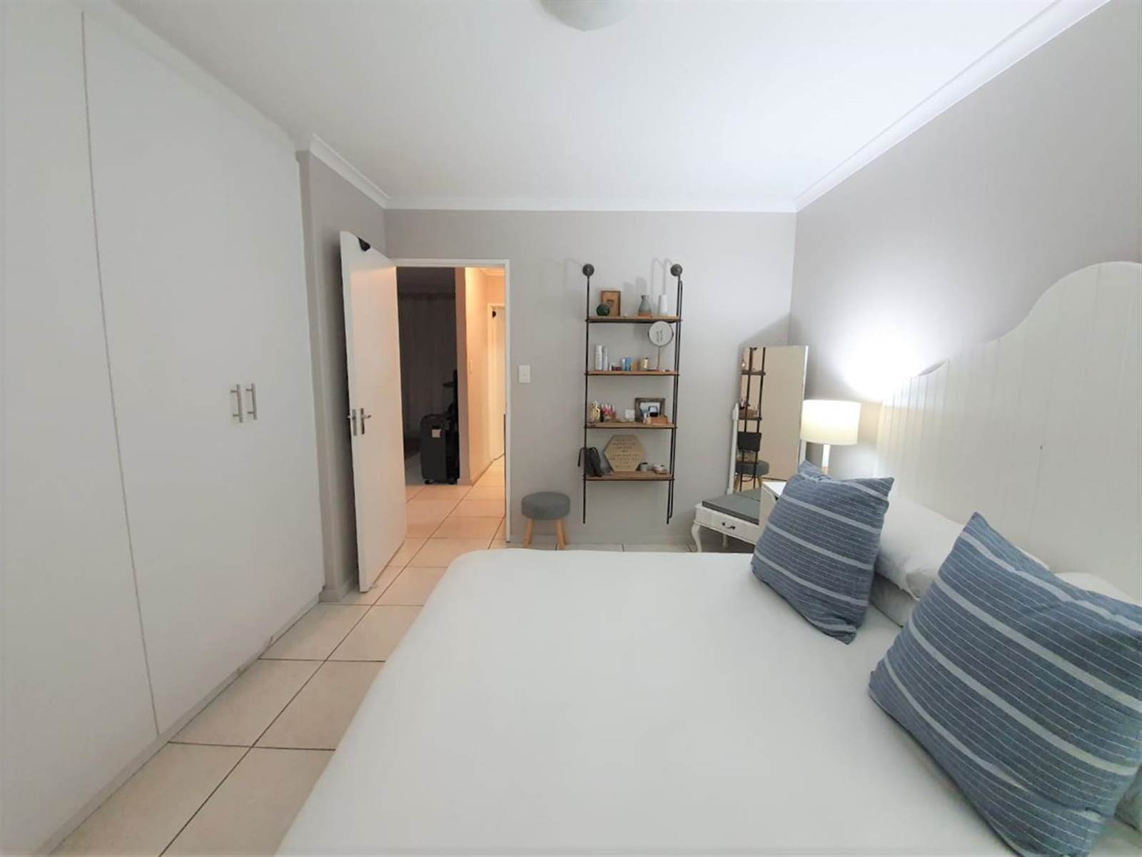 2 Bed Apartment in Sonstraal photo number 7