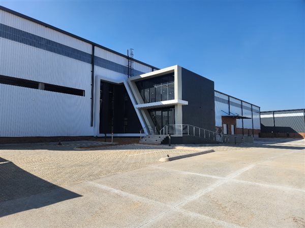 5210  m² Industrial space