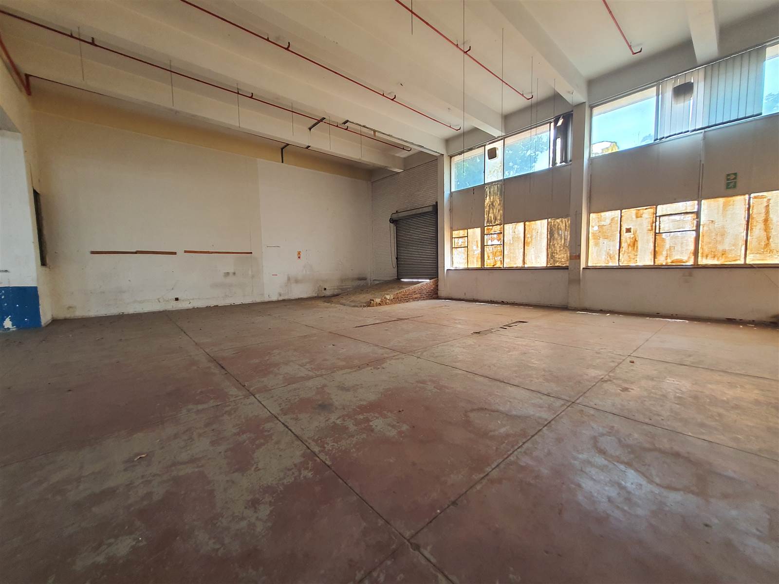 1389  m² Industrial space in Benrose photo number 9