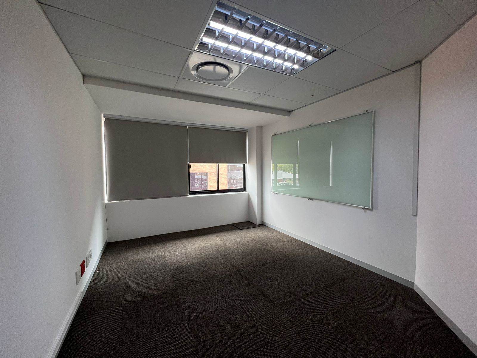 150  m² Commercial space in Aanwins photo number 22