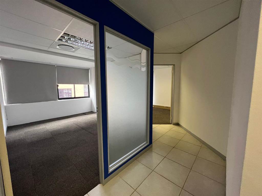 150  m² Commercial space in Aanwins photo number 19