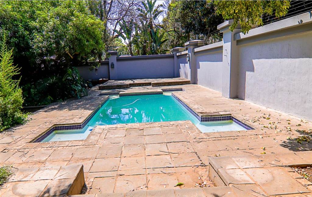 3 Bed House in Waterkloof photo number 24