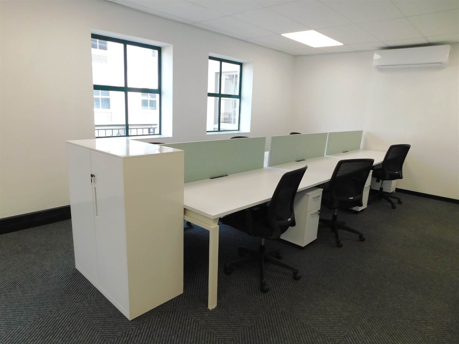 138  m² Office Space in Hyde Park photo number 17