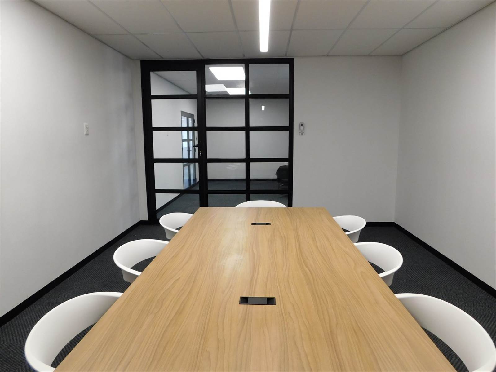 138  m² Office Space in Hyde Park photo number 5