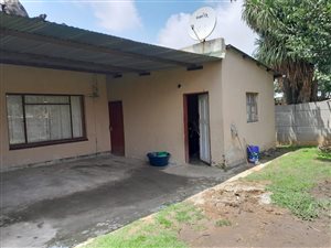 6 Bed House in Wright Park