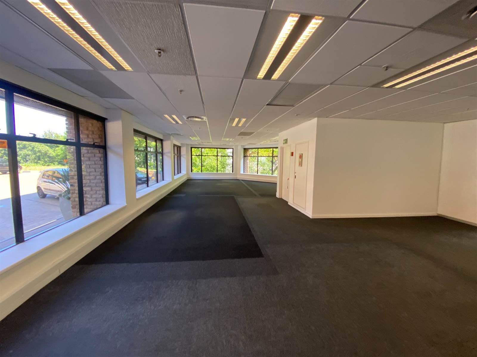 1157.6  m² Commercial space in Sandown photo number 5