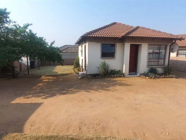 2 Bedroom House