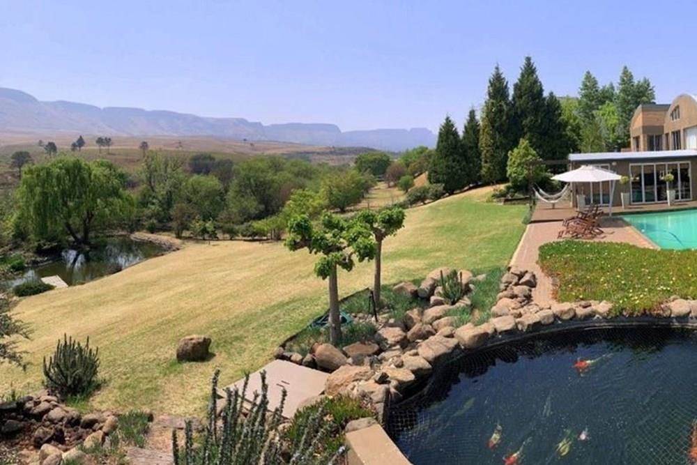4 Bed House in Harrismith photo number 5