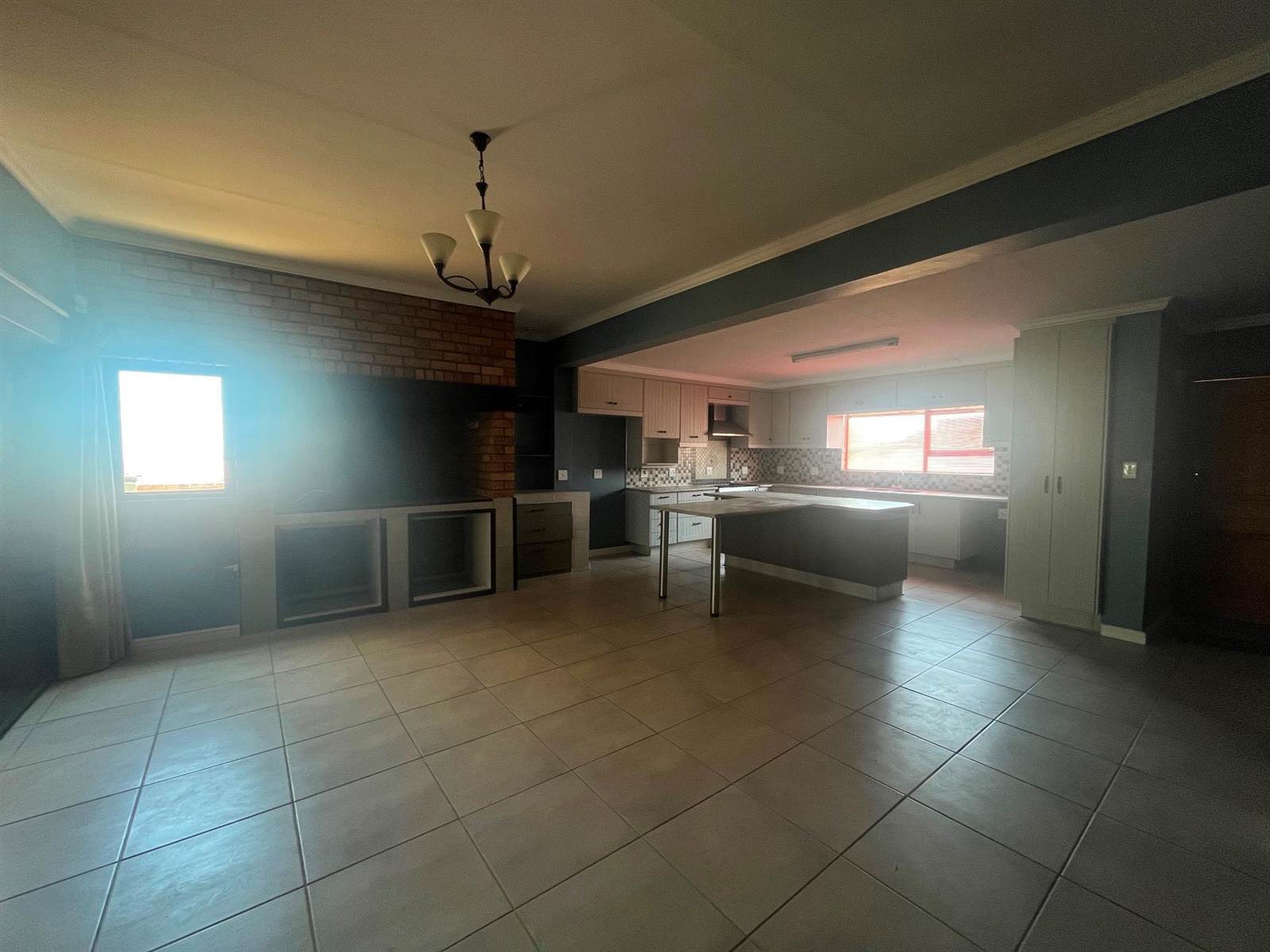 4 Bed House in Port Nolloth photo number 14