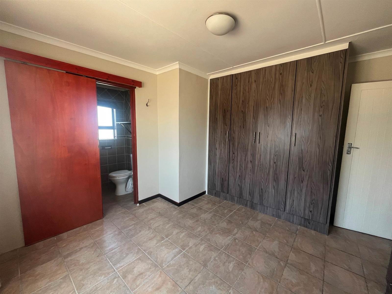4 Bed House in Port Nolloth photo number 11