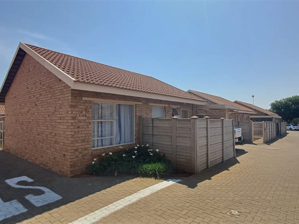 3 Bed Townhouse