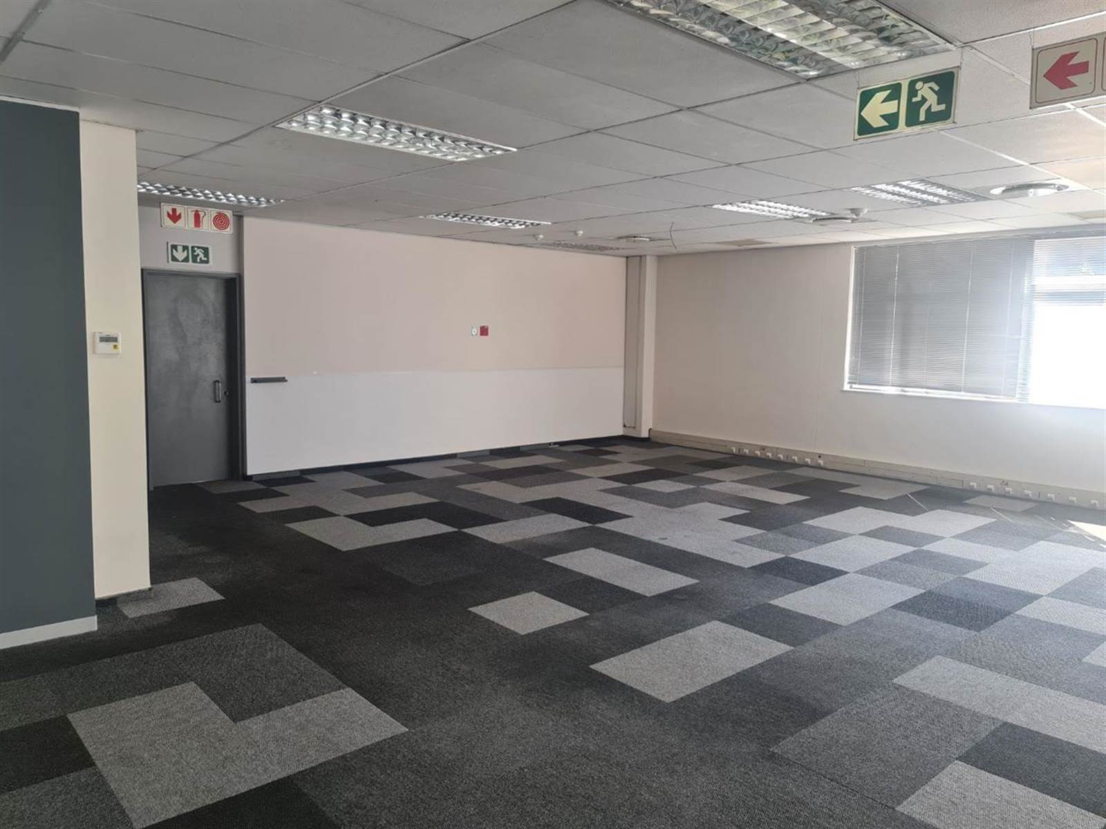 753  m² Commercial space in Sunninghill photo number 26
