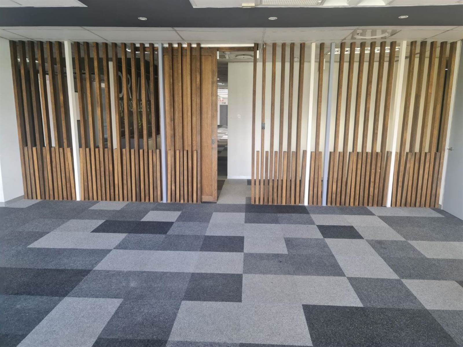 753  m² Commercial space in Sunninghill photo number 14