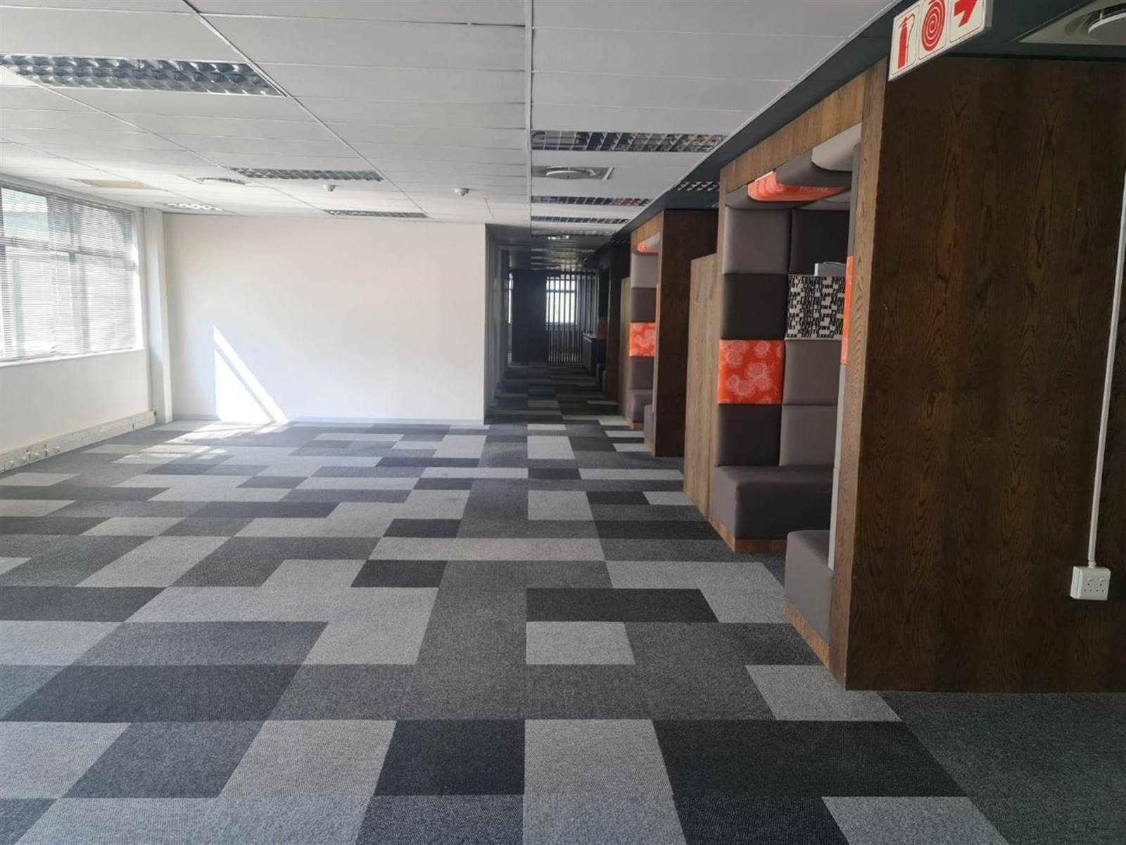 753  m² Commercial space in Sunninghill photo number 30
