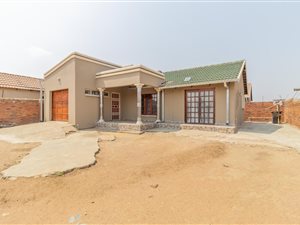 3 Bed House in Kwa Thema