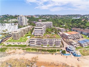 2 Bed Apartment in Compensation Beach