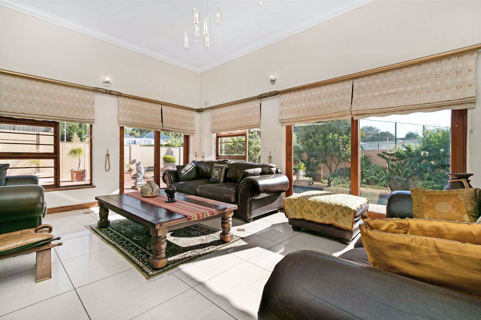 6 Bed House in Wynberg Upper photo number 15