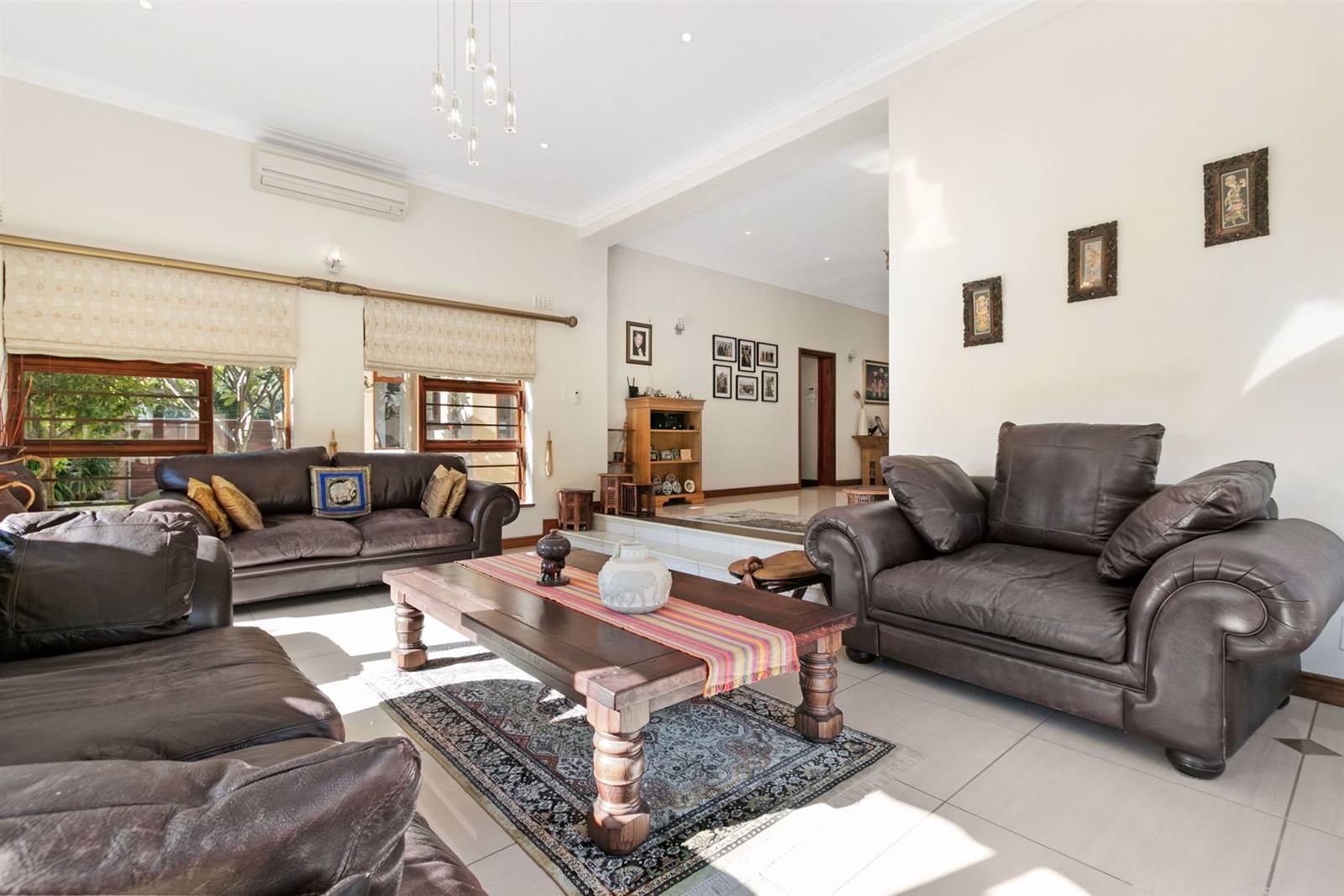 6 Bed House in Wynberg Upper photo number 11