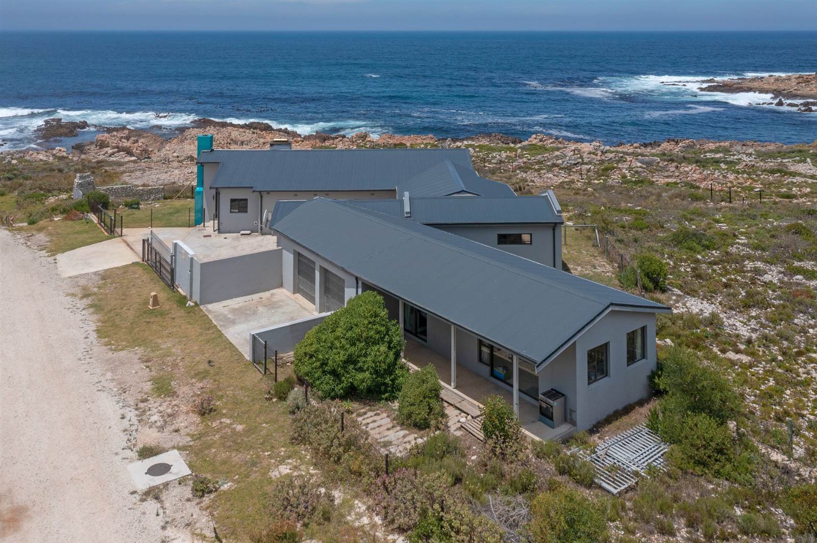 5 Bed House in Bettys Bay photo number 10