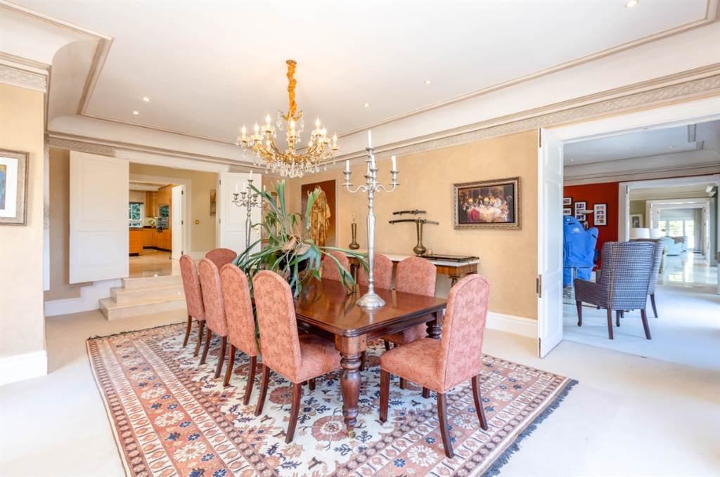 5 Bed House in Constantia photo number 14