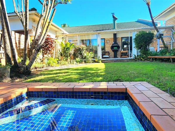 3 Bedroom Townhouse 3 Bedroom Townhouse
