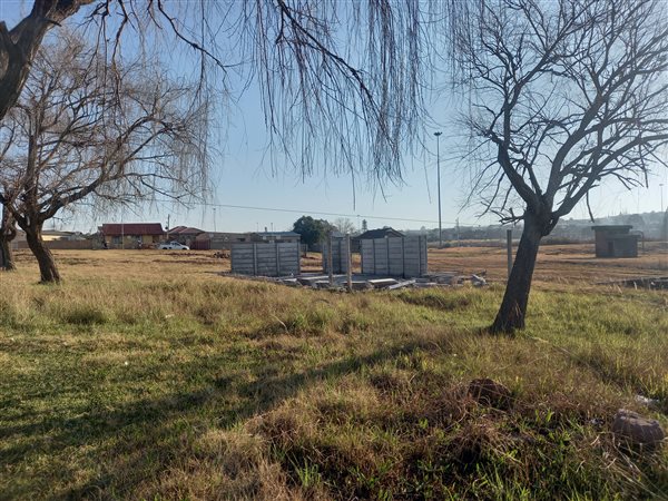 4000 m² Land available in Middelburg Central