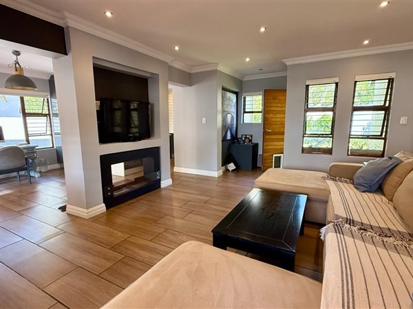 2 Bedroom Townhouse 2 Bedroom Townhouse