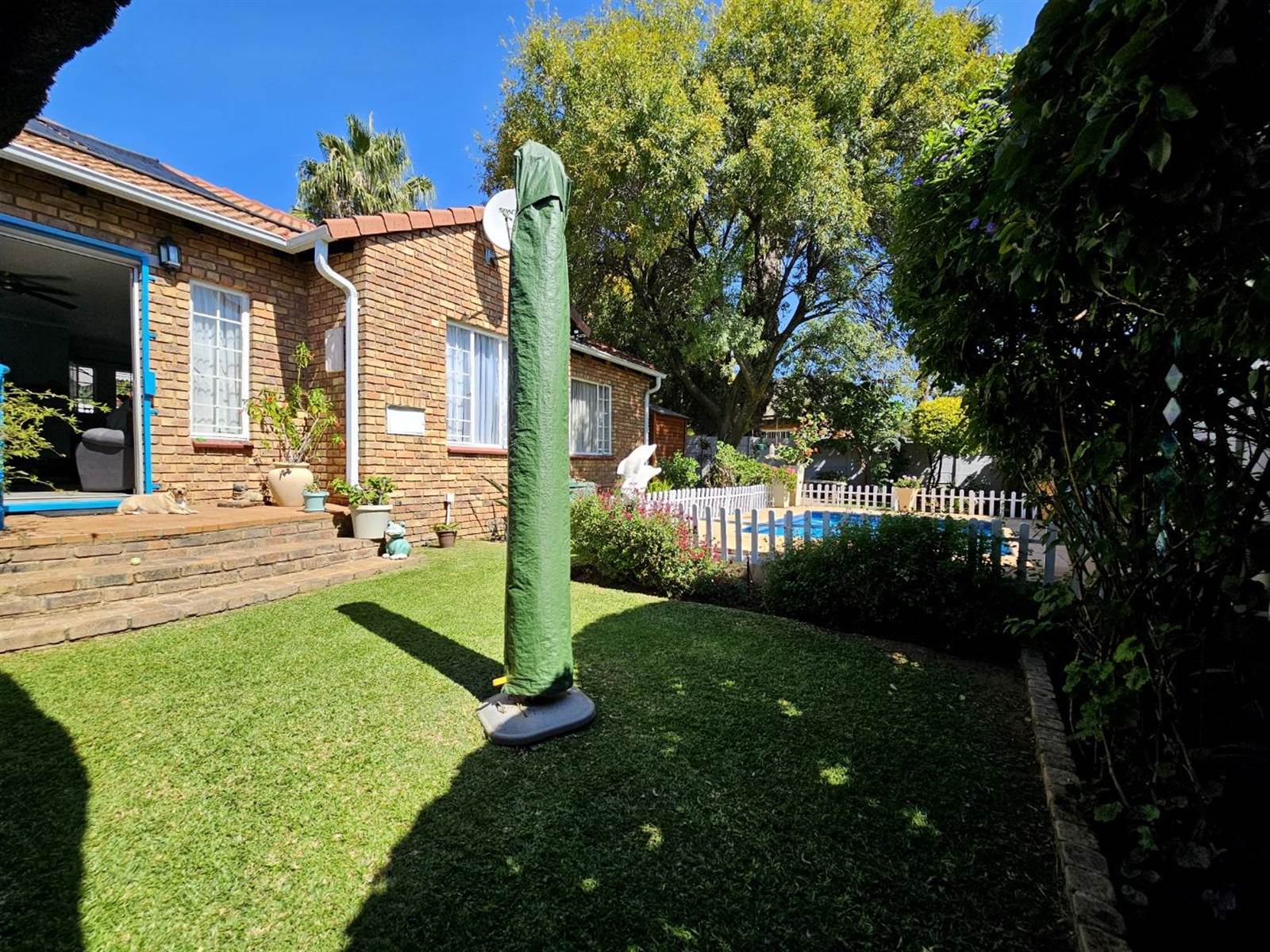 3 Bed Townhouse in Rooihuiskraal photo number 30