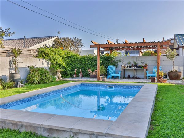 3 Bedroom House 3 Bedroom House