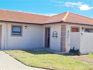 House in Dana Bay